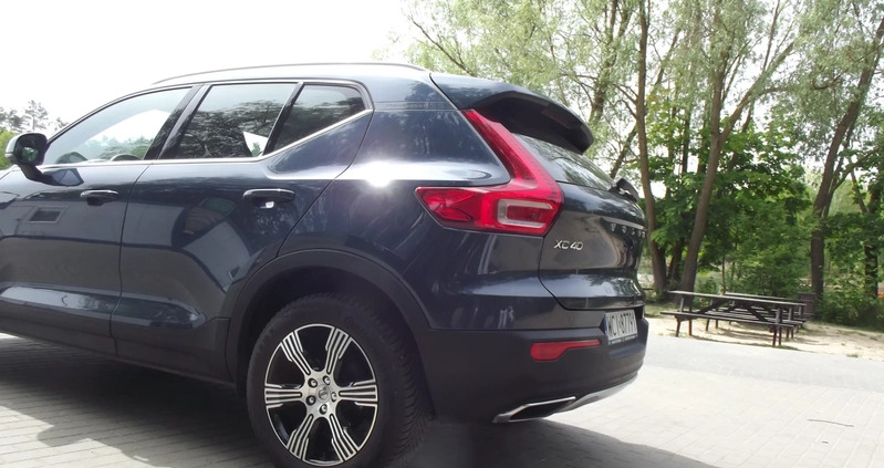 Volvo XC 40 cena 87900 przebieg: 148200, rok produkcji 2018 z Ciechanów małe 254